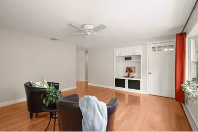 45 Hobson St, Saugus, MA 01906 - Photo 9