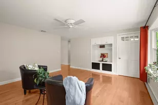 45 Hobson St, Saugus, MA 01906 - Photo 9