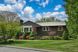 45 Hobson St, Saugus, MA 01906 - Photo 27