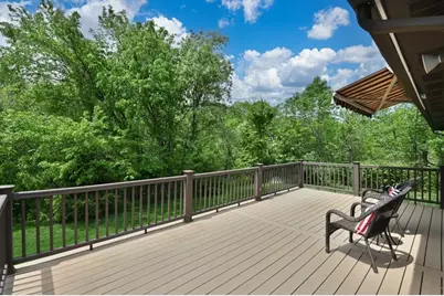 45 Hobson St, Saugus, MA 01906 - Photo 33