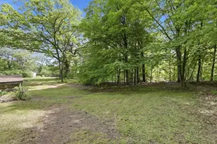 83 Shore Dr, Auburn, MA 01501 - Photo 7