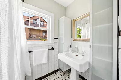 42 Roslin St, Boston, MA 02124 - Photo 39