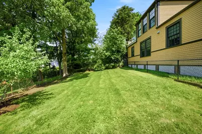 42 Roslin St, Boston, MA 02124 - Photo 5
