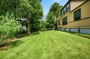 42 Roslin St, Boston, MA 02124 - Photo 5