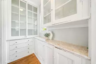 42 Roslin St, Boston, MA 02124 - Photo 15