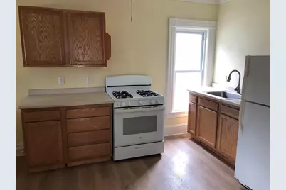 103 Brown Avenue, Holyoke, MA 01040 - Photo 3