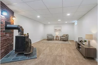 21 Winthrop Street, Northampton, MA 01060 - Photo 31