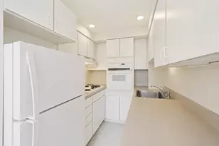 988 Memorial Dr, Cambridge, MA 02138 - Photo 5