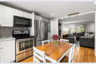 251 Central Street, Rockland, MA 02370 - Photo 15