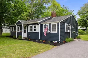 251 Central St, Rockland, MA 02370 - Photo 3