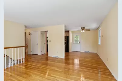 24 Meadowview Rd, Georgetown, MA 01833 - Photo 9