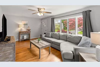19 Mathewson Ave, Attleboro, MA 02703 - Photo 11