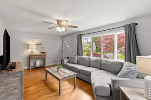 19 Mathewson Ave, Attleboro, MA 02703 - Photo 11
