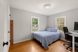 19 Mathewson Ave, Attleboro, MA 02703 - Photo 17