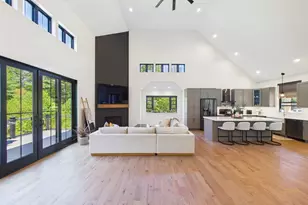19 Stage Coach Rd, Westport, MA 02790 - Photo 7