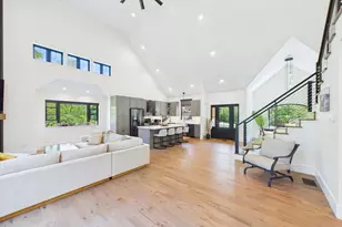 19 Stage Coach Rd, Westport, MA 02790 - Photo 9