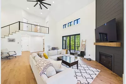 19 Stagecoach Rd, Westport, MA 02790 - Photo 5