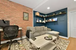 164 F St, Boston, MA 02127 - Photo 3