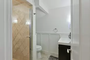 164 F St, Boston, MA 02127 - Photo 9