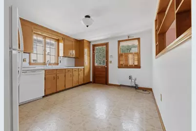 144 Tremont St, Peabody, MA 01960 - Photo 9