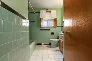 144 Tremont St, Peabody, MA 01960 - Photo 13