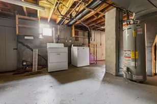 144 Tremont St, Peabody, MA 01960 - Photo 31