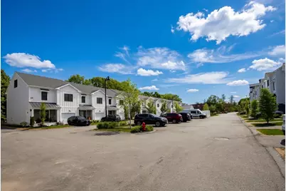 68 Prospect St #16, Peabody, MA 01960 - Photo 3