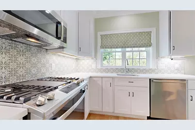 68 Prospect St #16, Peabody, MA 01960 - Photo 11