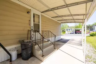 131 Pine Ave, Sturbridge, MA 01566 - Photo 5