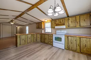 131 Pine Ave, Sturbridge, MA 01566 - Photo 9
