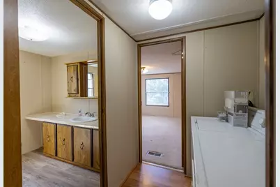 131 Pine Ave, Sturbridge, MA 01566 - Photo 17