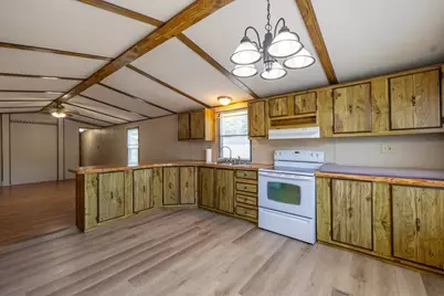 131 Pine Ave, Sturbridge, MA 01566 - Photo 9