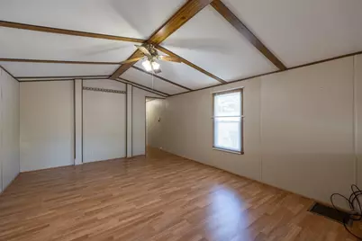 131 Pine Ave, Sturbridge, MA 01566 - Photo 11