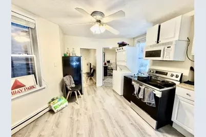 14 Cleveland Pl #2, Boston, MA 02113 - Photo 5