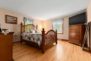 22 Burley St, Danvers, MA 01923 - Photo 23