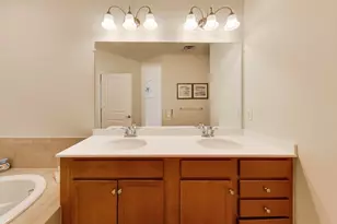 62 Abigail Way, Reading, MA 01867 - Photo 11