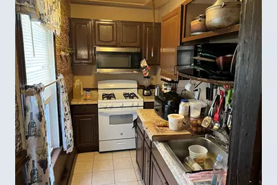 52 Ashley St, New Bedford, MA 02744 - Photo 5
