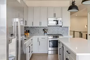 283 Webster St, Boston, MA 02128 - Photo 7