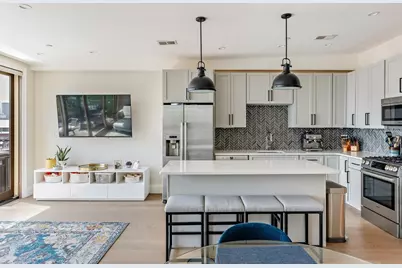 283 Webster St #3, Boston, MA 02128 - Photo 3