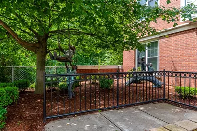 446 Belgrade Ave #408, Boston, MA 02132 - Photo 5