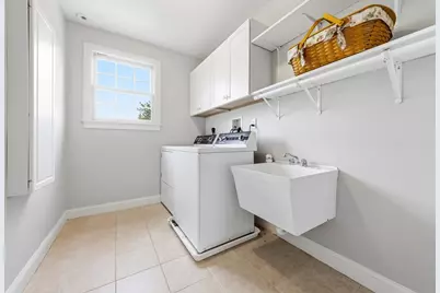 65 Rhodes St, Plainville, MA 02762 - Photo 33