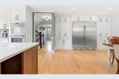 65 Rhodes St, Plainville, MA 02762 - Photo 9