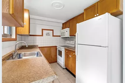 26 Princeton Ter #26, Greenfield, MA 01301 - Photo 7