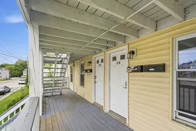 33 Union St, Southbridge, MA 01550 - Photo 9