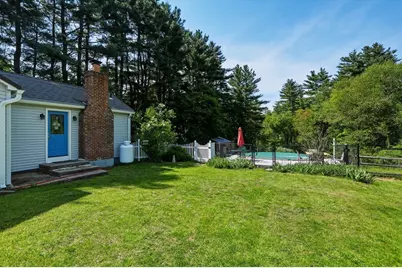 460 State St, Belchertown, MA 01007 - Photo 31