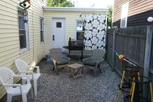 4 Lewis Ct, Gloucester, MA 01930 - Photo 3