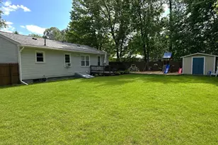 11 Ringer St, Leominster, MA 01453 - Photo 19