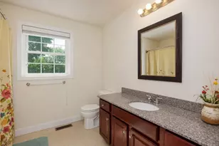13 Madison St, Haverhill, MA 01830 - Photo 15