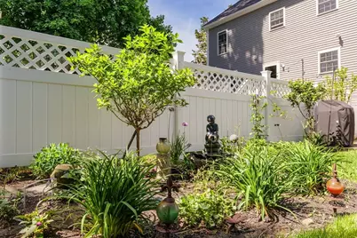 13 Madison St #13, Haverhill, MA 01830 - Photo 29