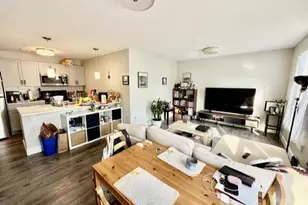 882 Mass Ave, Arlington, MA 02476 - Photo 3